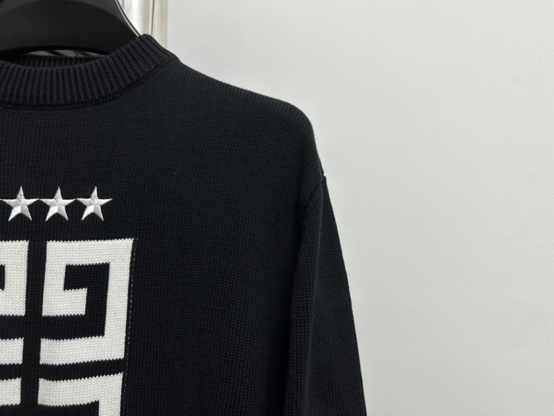 Givenchy Sweaters